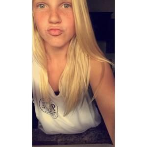 Meet your Posher, Alyssa